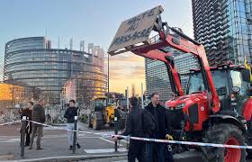 French Farmers Protest at Macron’s Seaside Home over EU Trade Deal