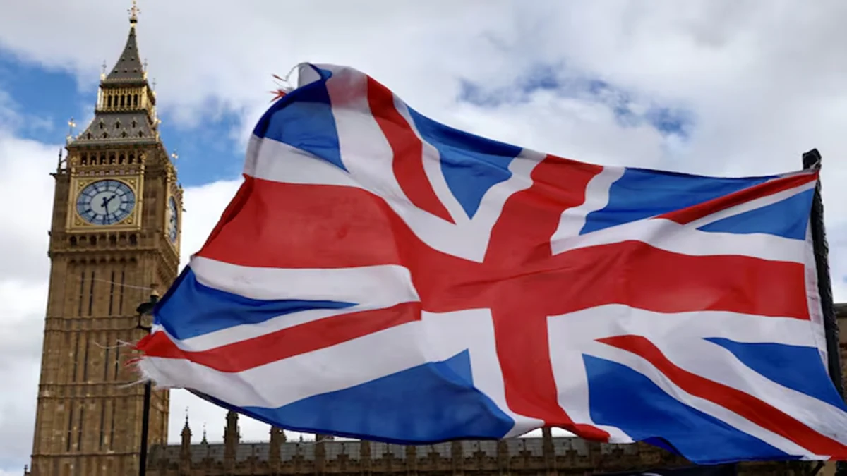 Int'l Students in UK Can Now Switch to Business Visa Without Leaving